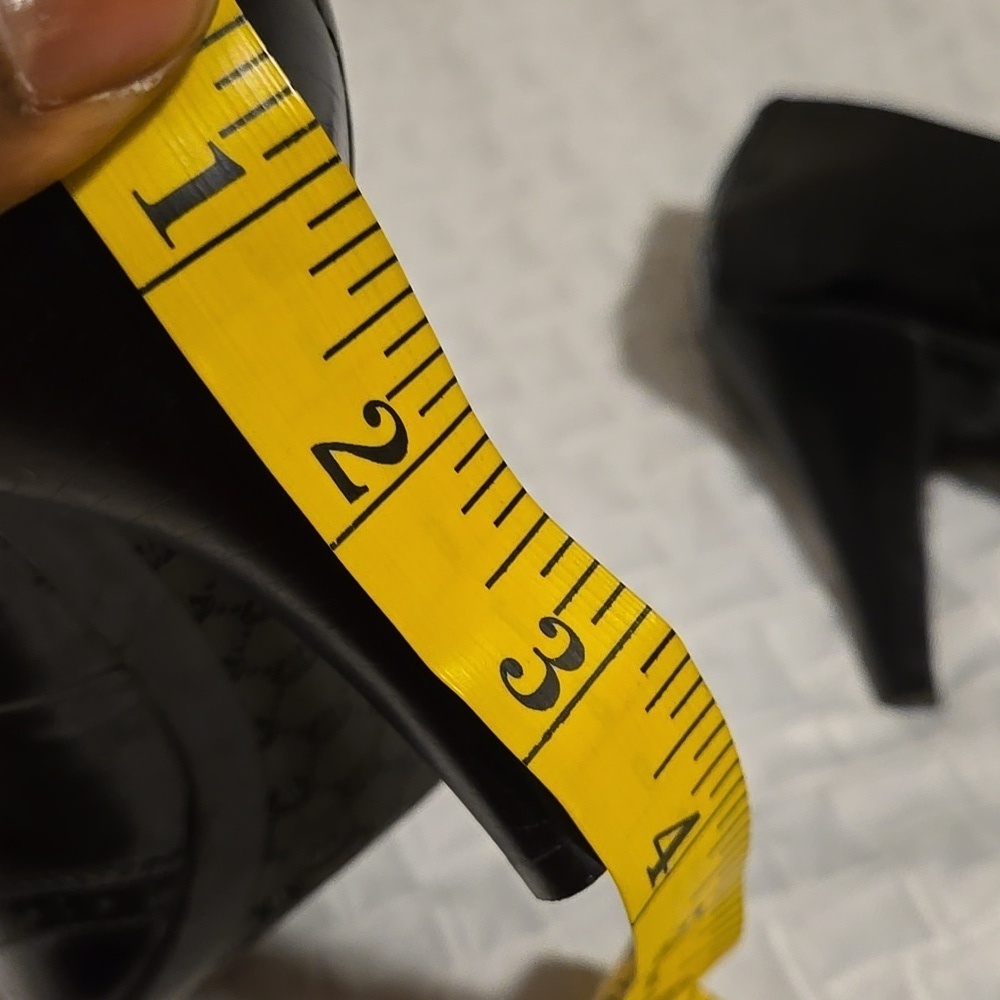 Antonio Melani Black Patent Leather Heels - Picture 6 of 6
